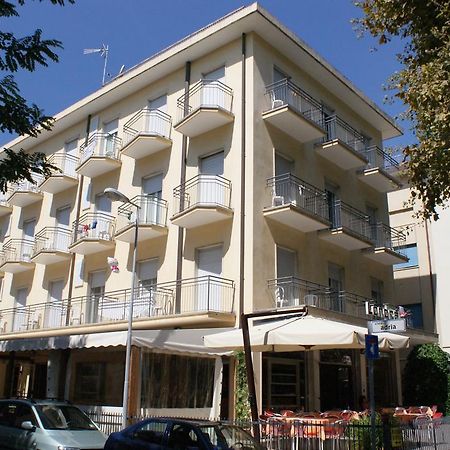 Hotel Londra Rimini Eksteriør billede